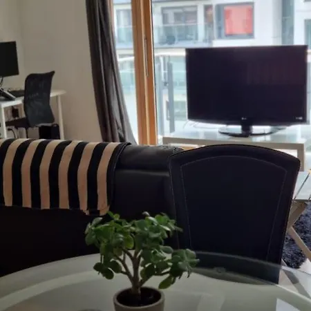 Appartement Modern Flat At Grand Canal Sq